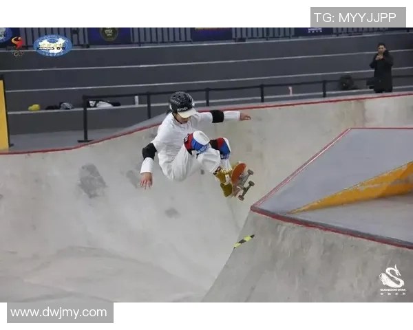 成都滑板队以97分领跑马拉松大满贯积分榜展现强劲实力